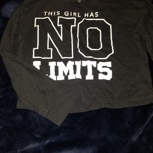 Art class: This girl has no limits